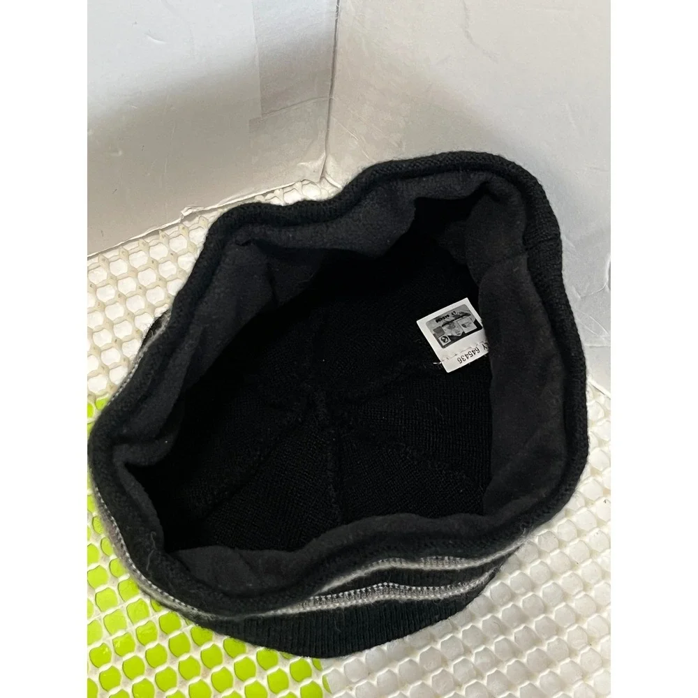 The North Face Beanie Black Gray Striped Fleece Lined Knit Winter Hat LY 645436
